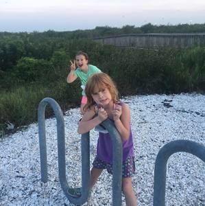 Meet your Posher, Sharon